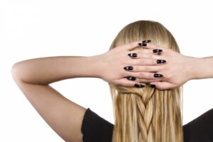 Cheveux et ongles : secrets pour une beauté éclatante